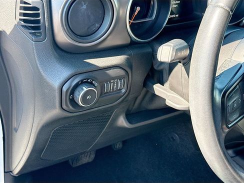 Used 2021 Jeep Wrangler Sport AWD/4WD image 11