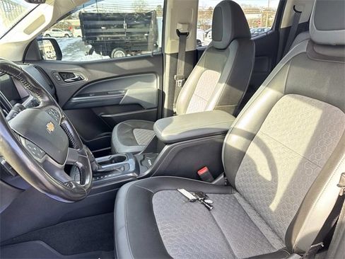 Used 2020 Chevrolet Colorado Z71 w/ Z71 Midnight Edition image 24