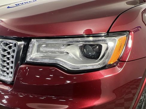 Used 2018 Jeep Grand Cherokee Overland AWD/4WD image 35