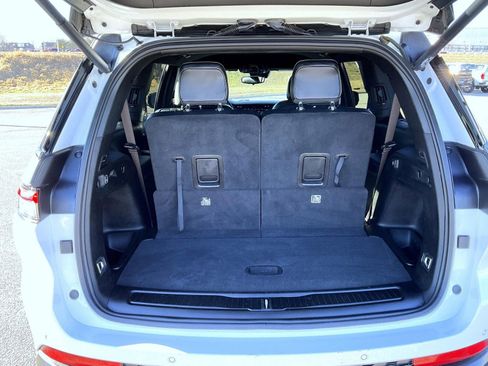 Used 2023 Jeep Grand Cherokee L Laredo image 22