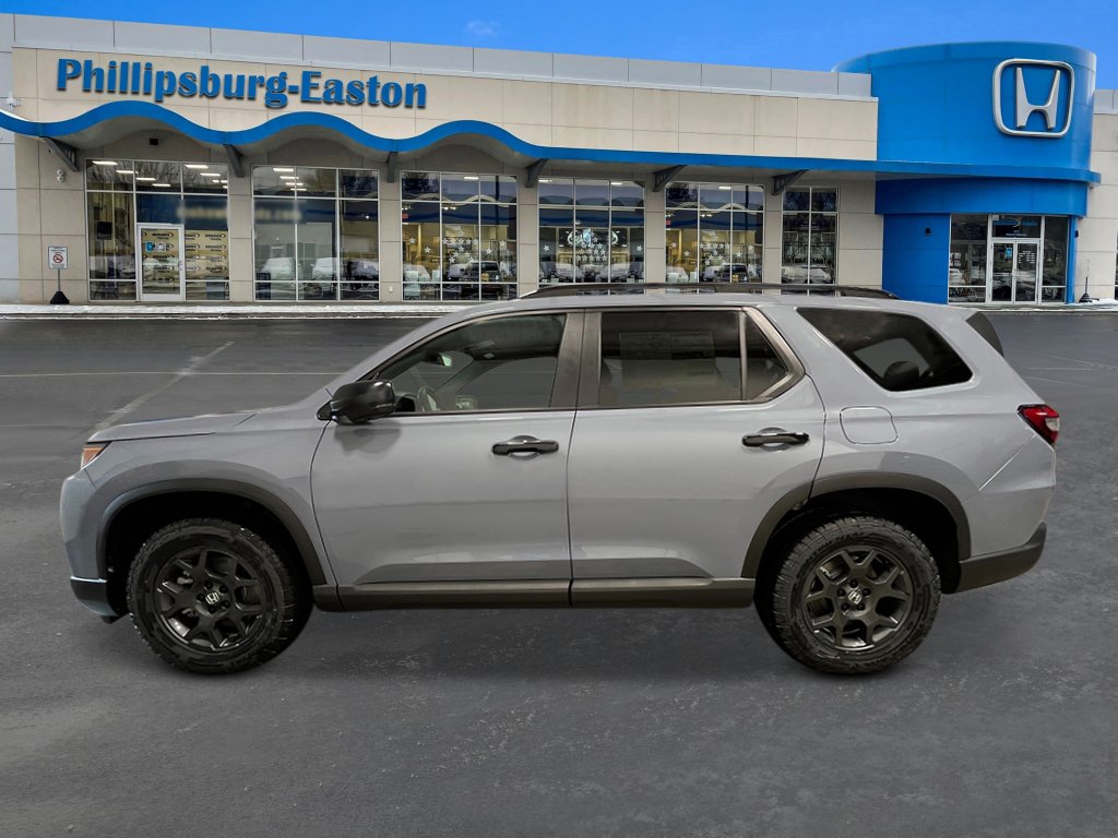 New 2026 Honda Pilot TrailSport image 2