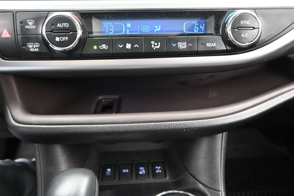Used 2019 Toyota Highlander Limited Platinum AWD/4WD image 21