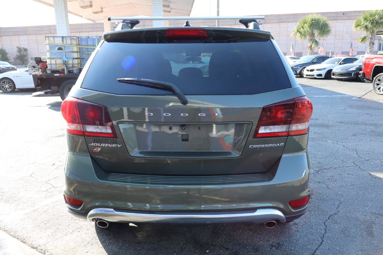 Used 2018 Dodge Journey Crossroad AWD/4WD image 4