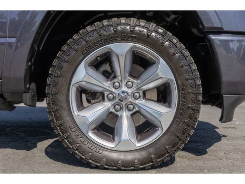 Used 2021 RAM 1500 Limited image 9