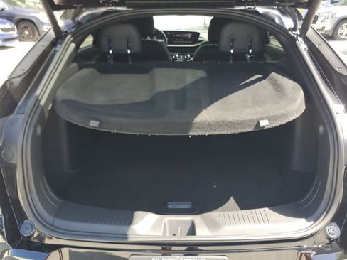Used 2025 Buick Envista Sport Touring w/ Convenience I Package FWD image 9