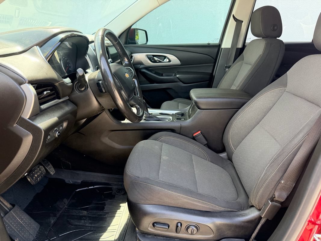Used 2019 Chevrolet Traverse LT w/ LPO, Floor Liner Package AWD/4WD image 11
