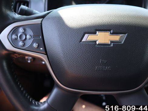 Used 2020 Chevrolet Colorado Z71 AWD/4WD image 18