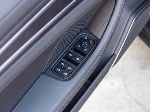 Certified 2023 Porsche Panamera Platinum Edition RWD image 25