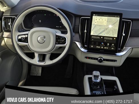 Used 2026 Volvo XC90 B6 Ultra w/ Protection Package Premier AWD/4WD image 27