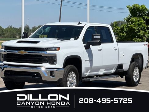 Used 2025 Chevrolet Silverado 3500 LT w/ Safety Package AWD/4WD image 10