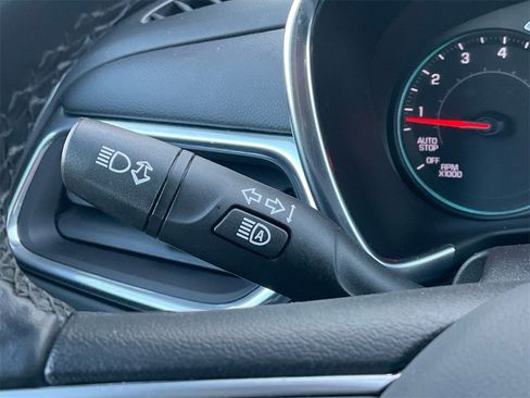 Used 2023 Chevrolet Equinox LT image 24