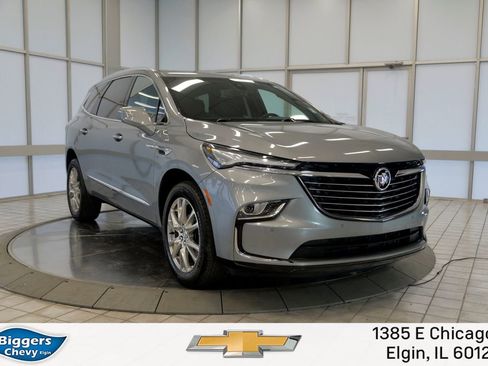 Used 2024 Buick Enclave Essence w/ Experience Buick Package image 1