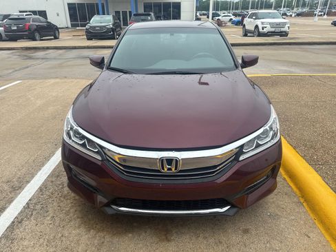 Used 2016 Honda Accord Sport image 8