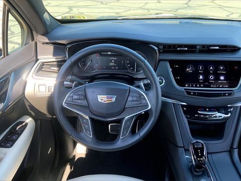 Used 2025 Cadillac XT5 Sportv image 7