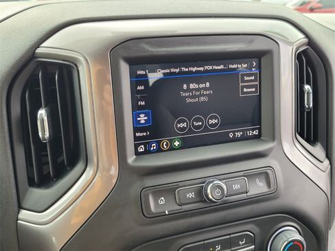 Used 2025 Chevrolet Silverado 1500 Custom Trail Boss w/ Dark Appearance Package image 30