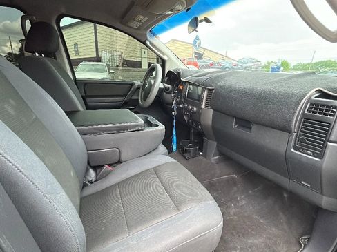Used 2008 Nissan Titan LE AWD/4WD image 28