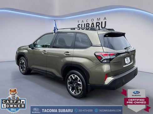 Certified 2025 Subaru Forester Premium AWD/4WD image 3