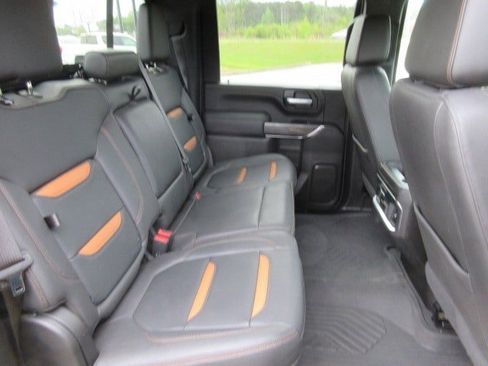 Used 2023 GMC Sierra 2500 AT4 w/ AT4 Preferred Package AWD/4WD image 13