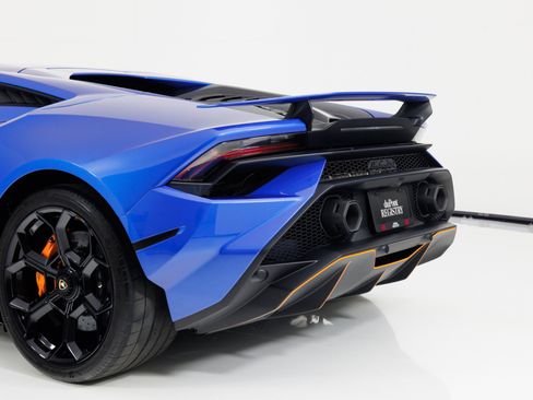 Used 2023 Lamborghini Huracan Tecnica RWD image 75