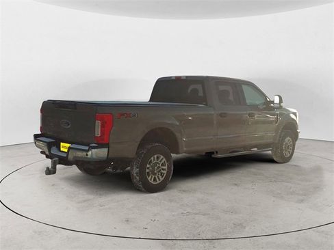 Used 2019 Ford F350 XLT w/ XLT Value Package image 5