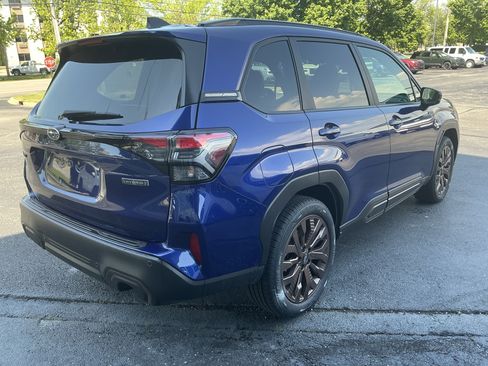 New 2026 Subaru Forester Touring AWD/4WD image 10