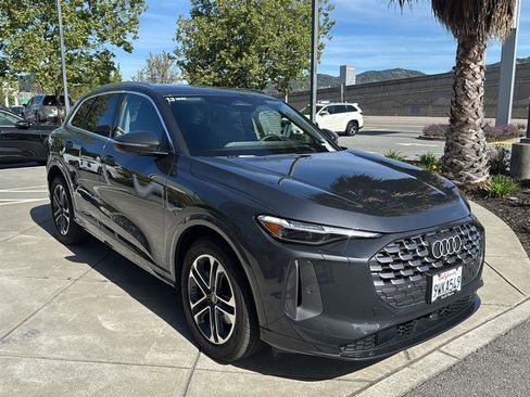 Used 2025 Audi Q5 Prestige image 4