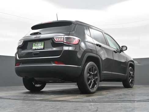 New 2026 Jeep Compass Latitude image 15