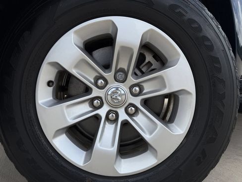 Used 2022 RAM 1500 Laramie RWD image 9