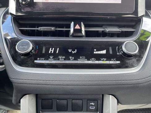 Certified 2023 Toyota Corolla Cross LE image 11