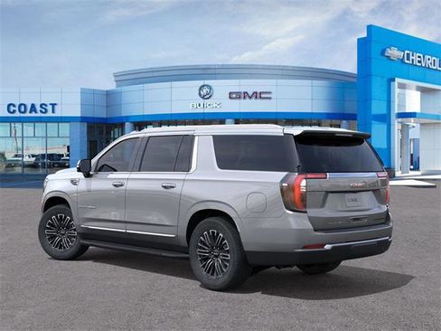 New 2026 GMC Yukon XL Elevation w/ Elevation Premium Package image 3