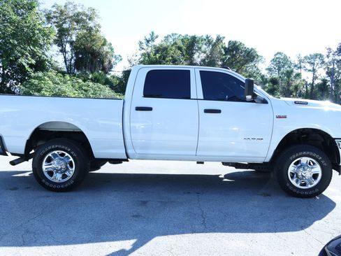 Used 2022 RAM 2500 Tradesman w/ Chrome Appearance Group image 25