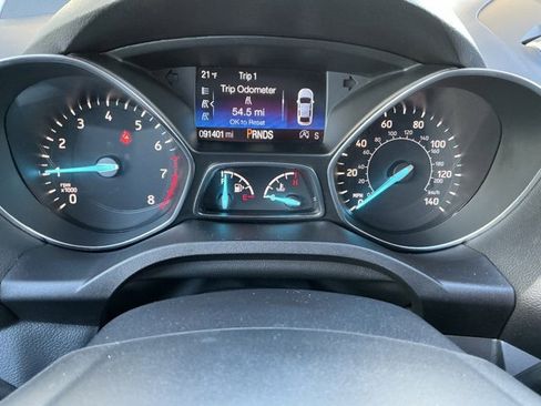 Used 2019 Ford Escape SEL image 29