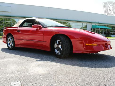 Used 1995 Pontiac Firebird Trans Am image 25