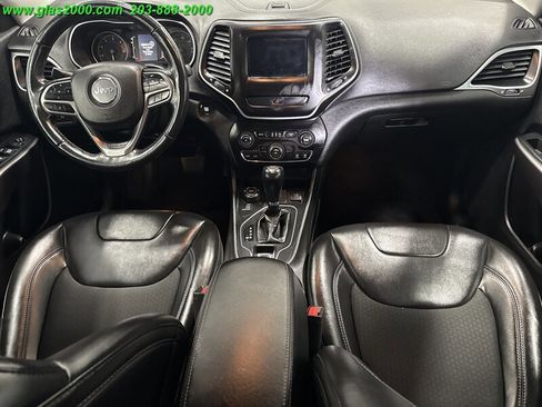 Used 2019 Jeep Cherokee Latitude Plus w/ Cold Weather Group image 6