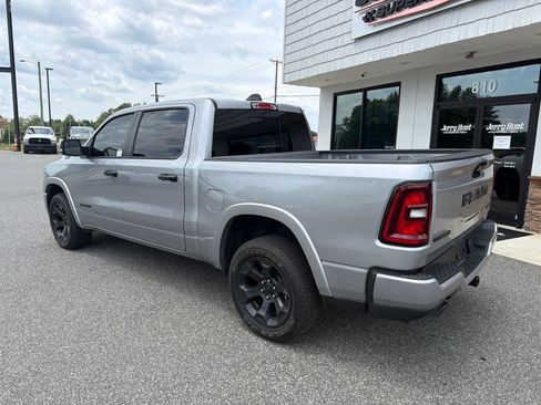 Used 2025 RAM 1500 Big Horn AWD/4WD image 7