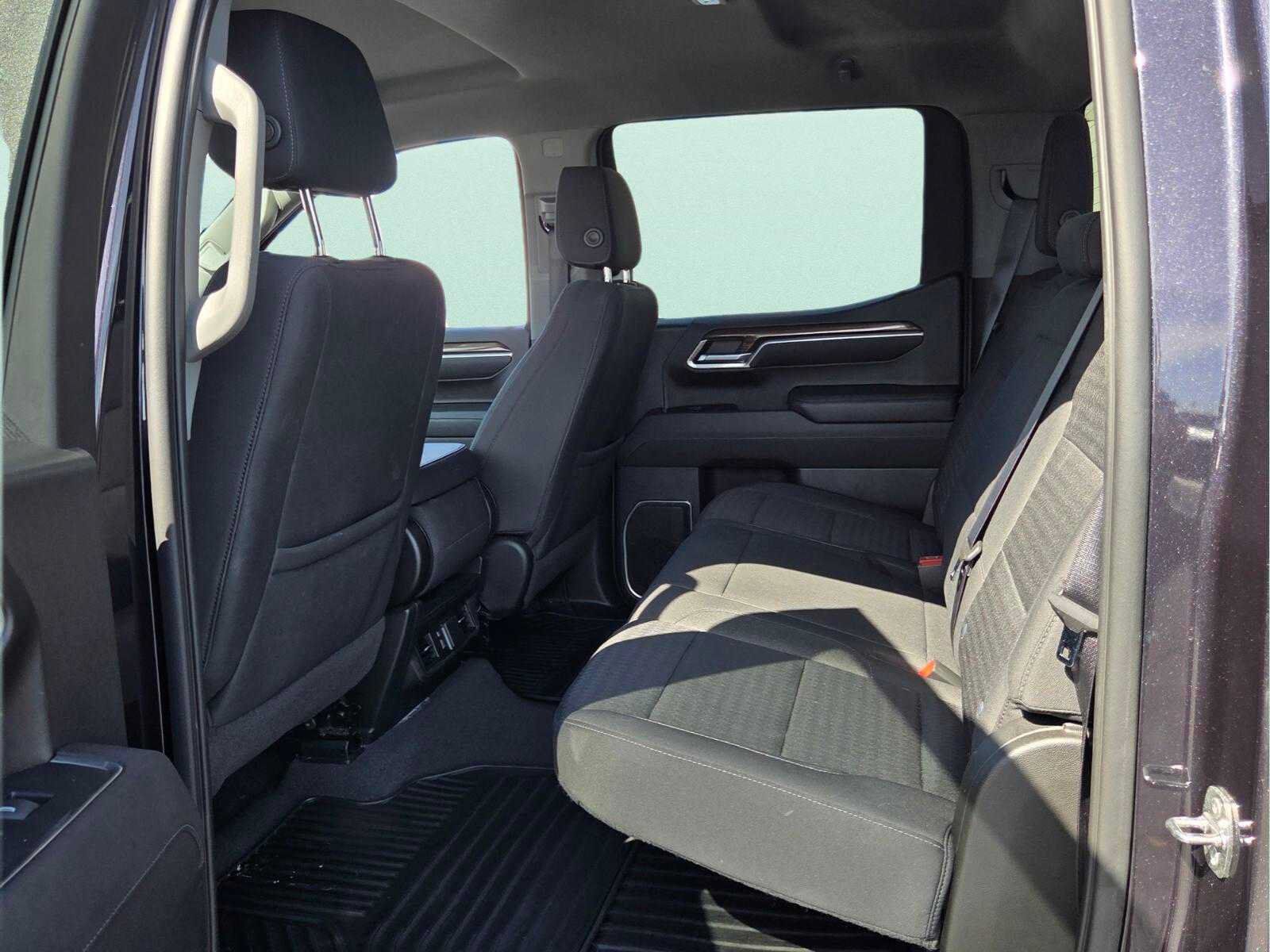 Used 2022 Chevrolet Silverado 1500 RST RWD image 11