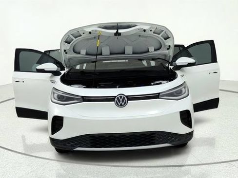 Used 2023 Volkswagen ID.4 Pro S Plus AWD/4WD image 10