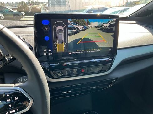 Used 2023 Volkswagen ID.4 Pro S Plus image 15