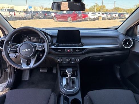 Used 2023 Kia Forte LXS image 12