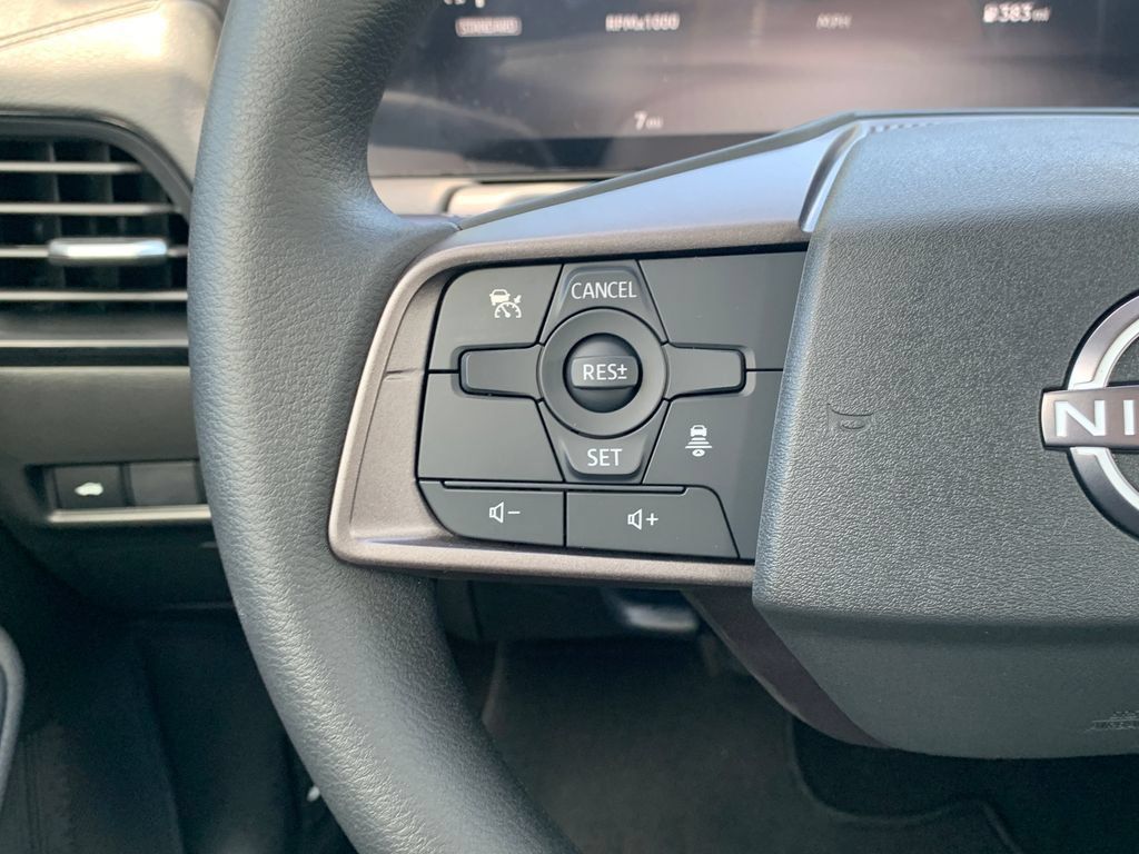 New 2027 Nissan Sentra SV w/ Floor Mat Package FWD image 10