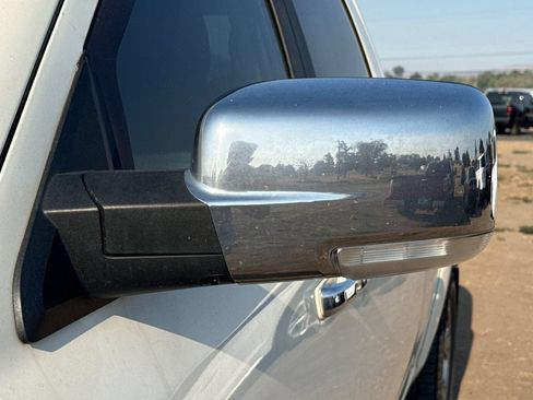Used 2017 RAM 1500 Laramie w/ Convenience Group AWD/4WD image 7