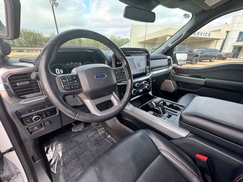 Used 2023 Ford F150 Lariat w/ Equipment Group 502A High AWD/4WD image 15