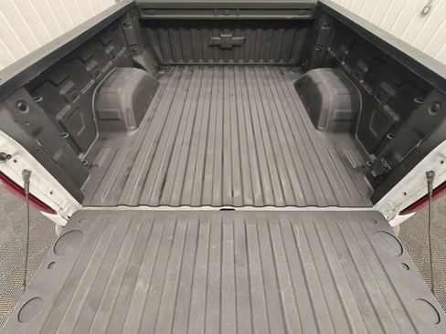 Used 2019 Chevrolet Silverado 1500 LT Trail Boss image 24