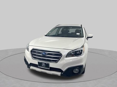 Used 2017 Subaru Outback 3.6R Touring w/ Popular Package #5A AWD/4WD image 24