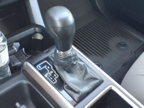 Certified 2021 Toyota Tacoma SR5 RWD image 19