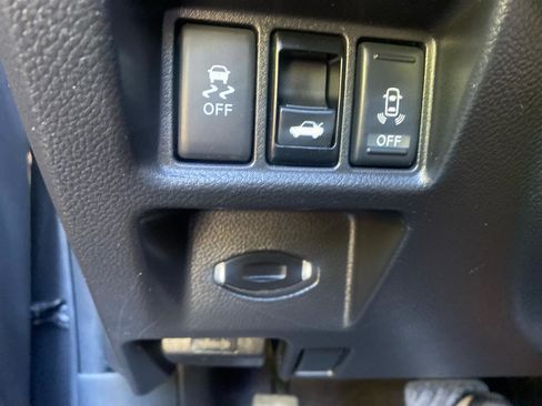 Used 2013 INFINITI G37 Convertible w/ Premium Pkg RWD image 18