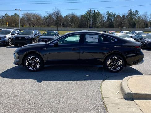 New 2026 Hyundai Sonata SEL FWD image 4