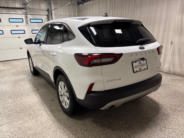 Used 2023 Ford Escape Active w/ Tech Pack #2 AWD/4WD image 5