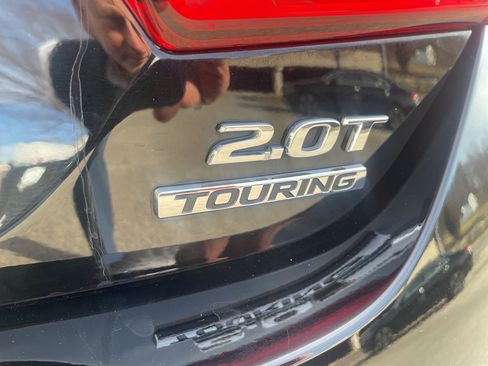 Used 2018 Honda Accord Touring image 11