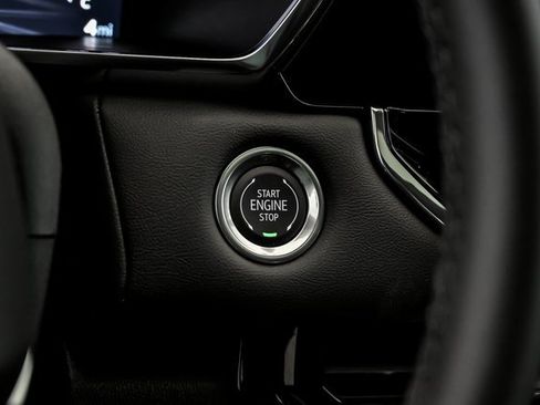 New 2026 GMC Canyon Elevation w/ Convenience Package image 13